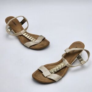 Alfani Gold Studded T-Strap Low Wedge Sandals Size 9.5
